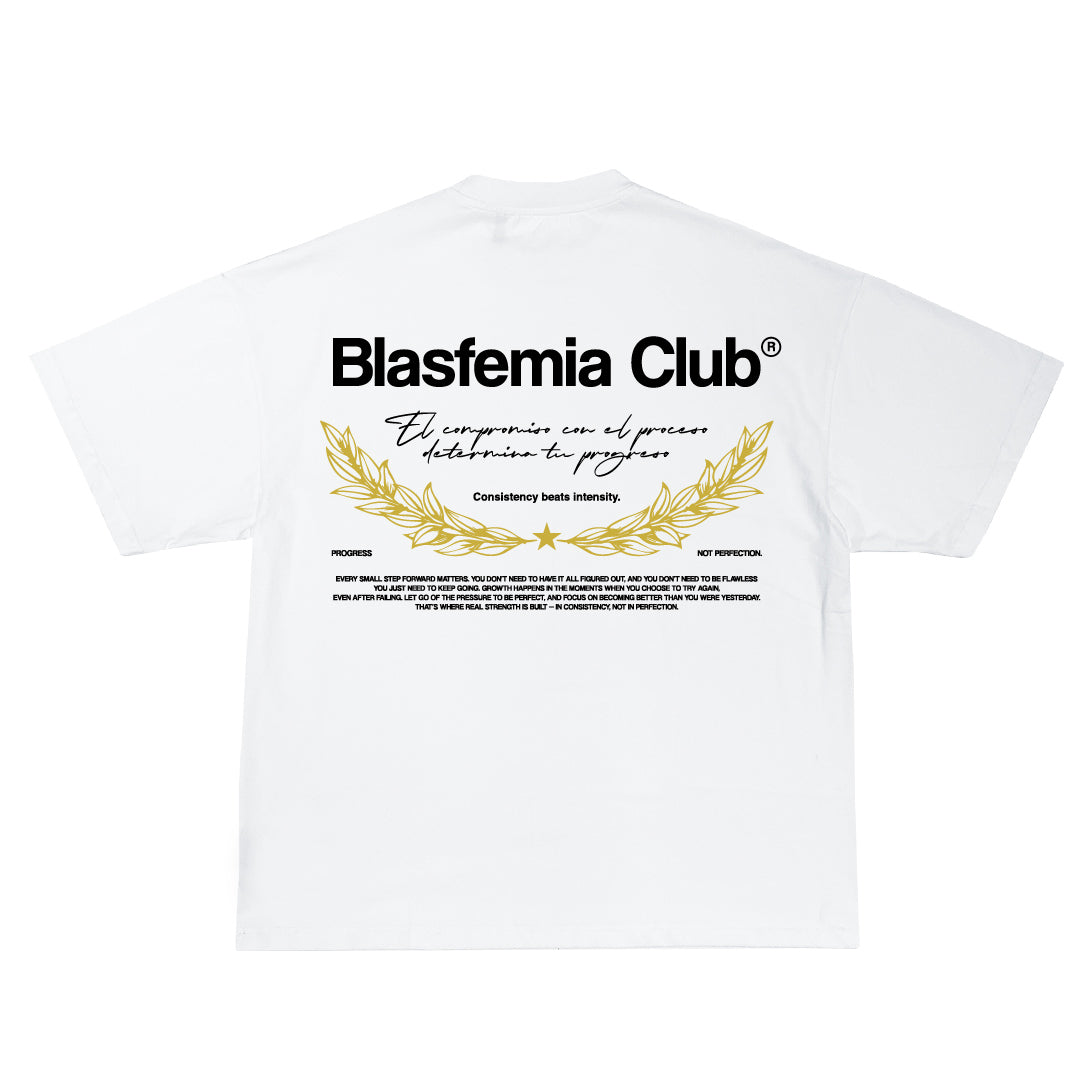 "BLASFEMIA CLUB" Playera Oversize Color Blanca